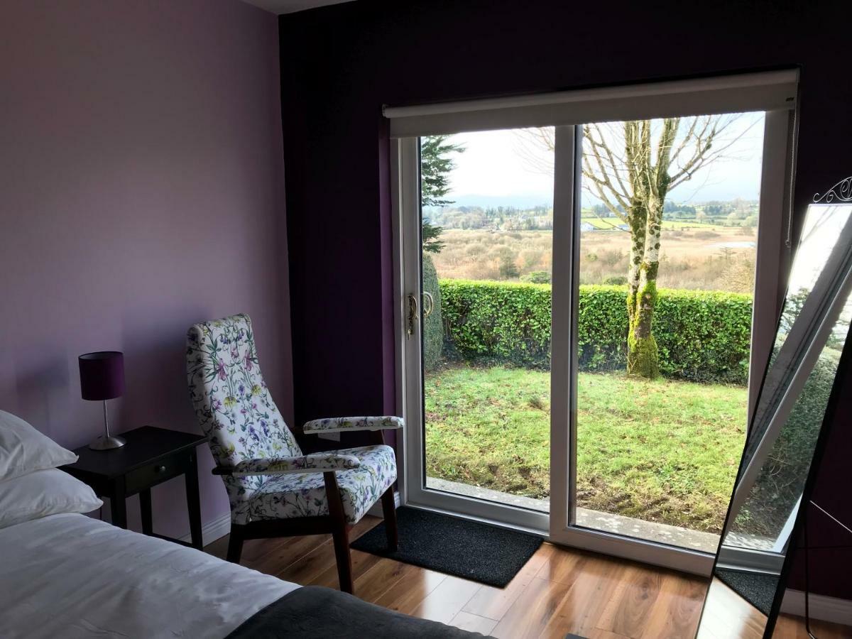 Mick'S Cottage Loughrea Kültér fotó